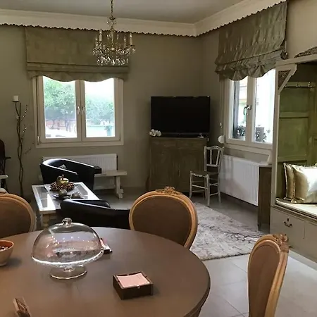 Διαμέρισμα Corner House