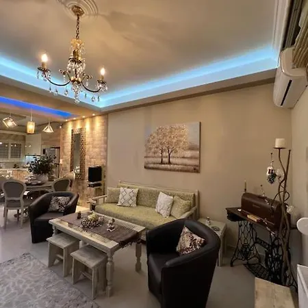 Corner House * Volos