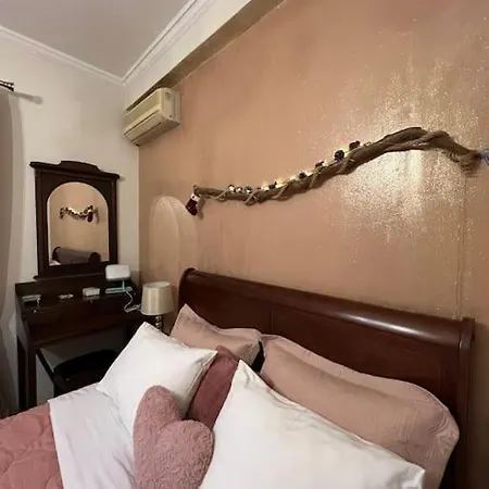 Corner House