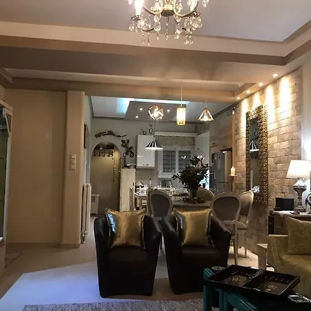 Lägenhet Corner House Volos