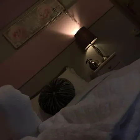 Apartament Corner House *