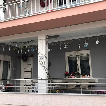 Corner House