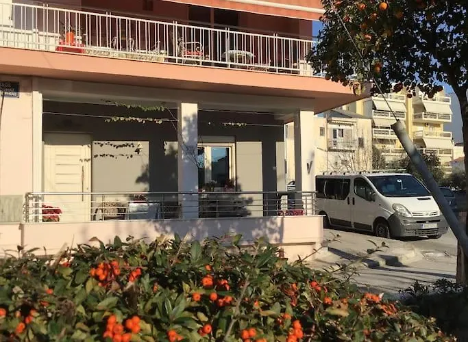 Corner House * Volos